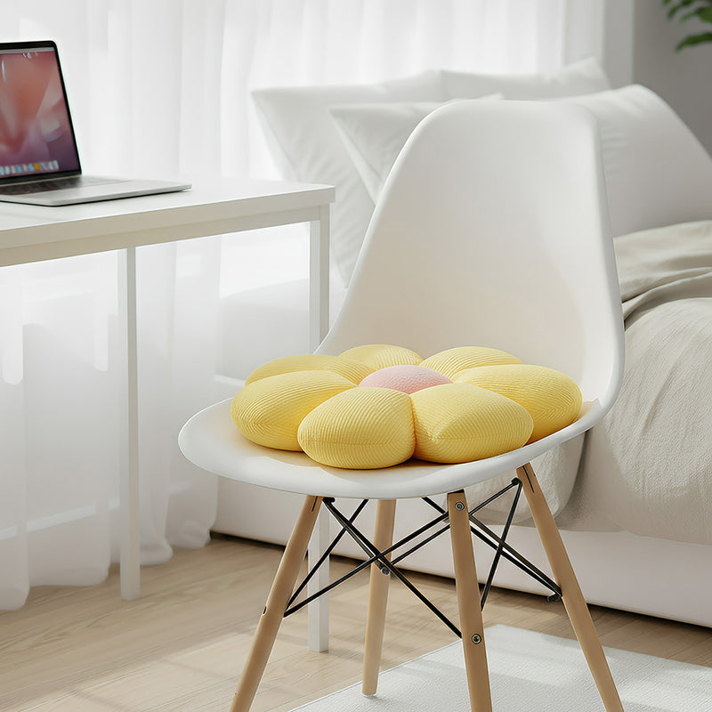 Anypillow Yellow Daisy Throw Pillow – Soft Plush Decorative Cushion