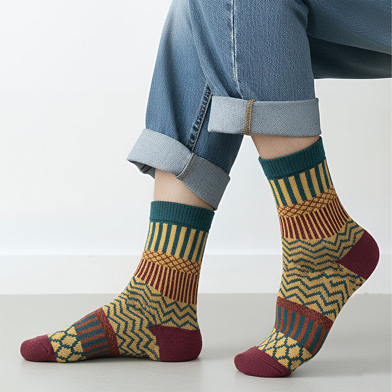 Anyfootwear 5 Pairs One Size 5-9 Multicolor Winter Thick Warm Wool Socks With Colorful Fashionable And Casual Euramerican National Wind-Flowers Sock