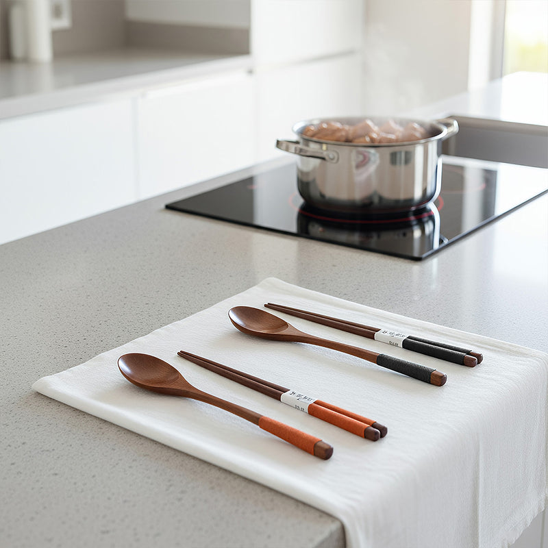Anygleam Mixed Color 4pcs Wooden Chopsticks and Long Ladle Set Reusable Kitchen Tableware