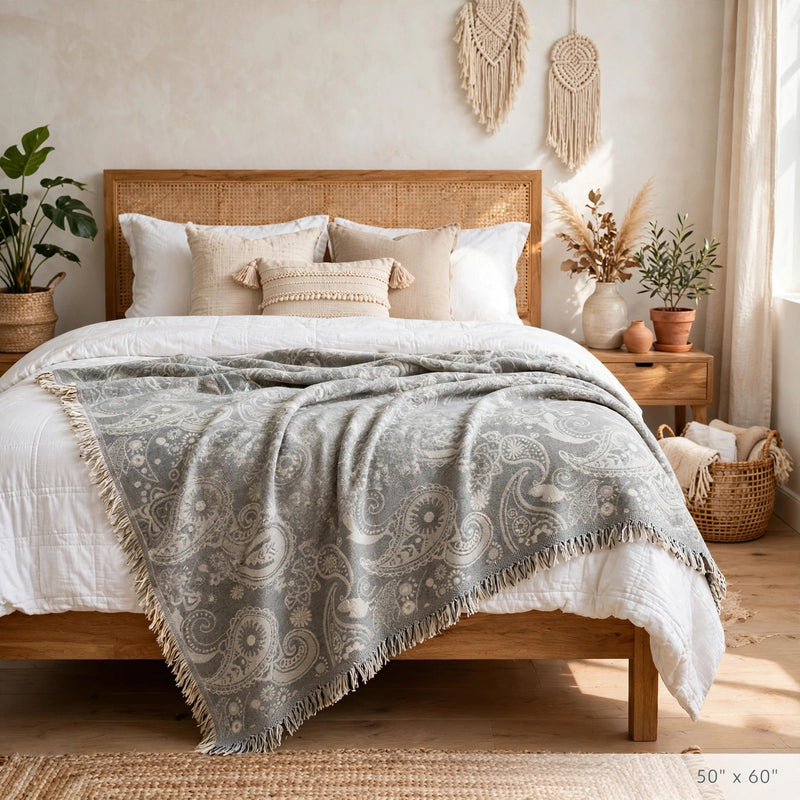 Anycozy Paisley Gray Throw Blanket – Soft Camping Mat & Cozy Home Décor