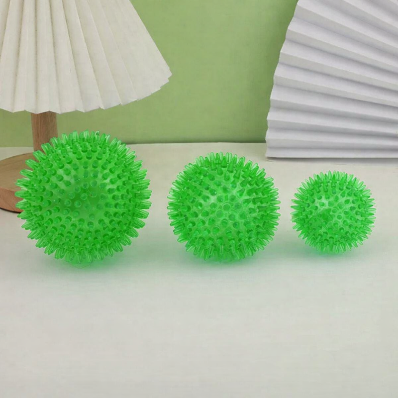 ANYPET Durable Rubber Chew Ball – Green Dog Toy for Healthy Play & Training