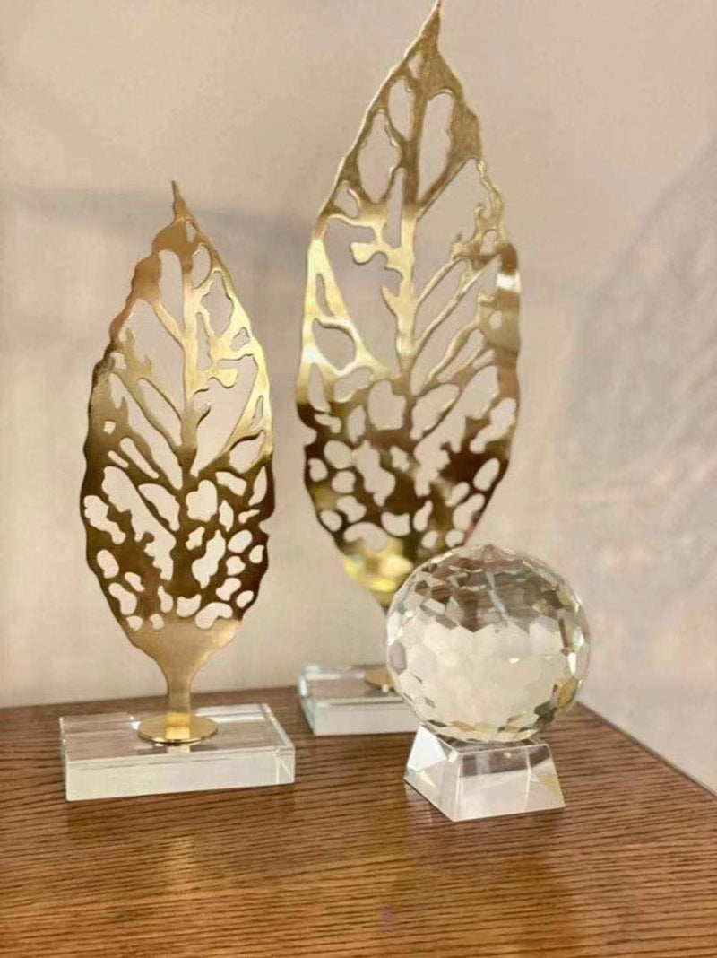 ANYHOUZ Luxury Gold Metal Tabletop Decor – Leaf Sculpture for Living Room, House Display & Elegant Crafts Ornaments