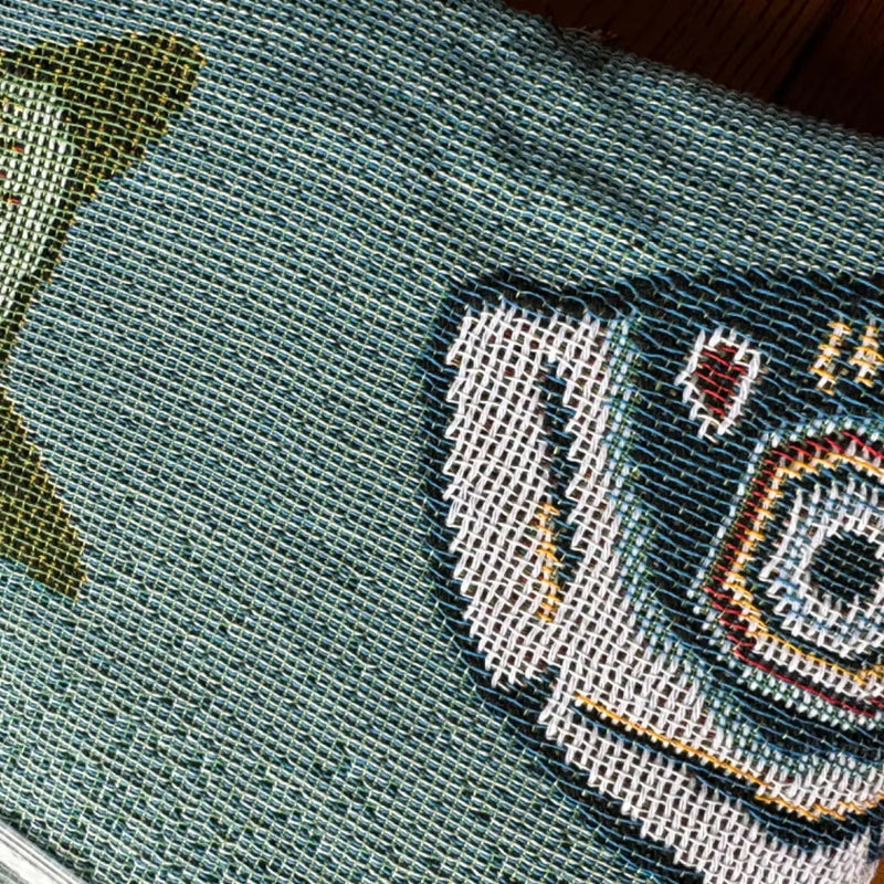 Anycozy 130x160cm Throw Blanket Koi Fish Sofa Cover Camping Mat