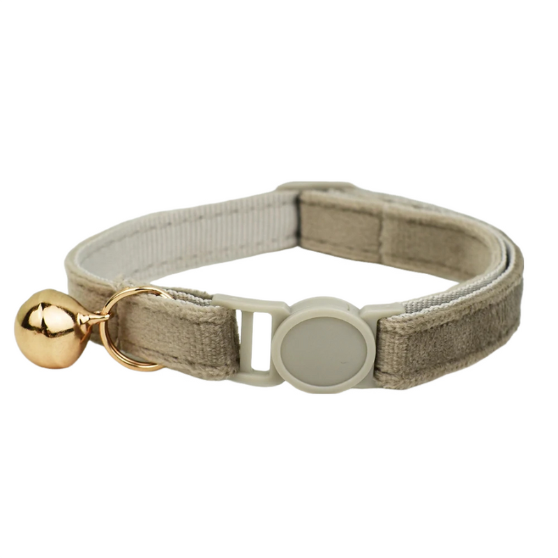 ANYWAGS Cat Collar Brown Small with Safety Buckle, Bell, and Durable Strap Stylish and Comfortable Pet Accessory