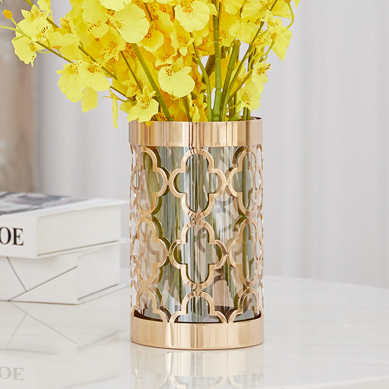 ANYHOUZ Metal Flower Vase for Wedding Centerpiece Tabletop Decor – Modern Metal Art Ornament for Living Room Display & Home Crafts