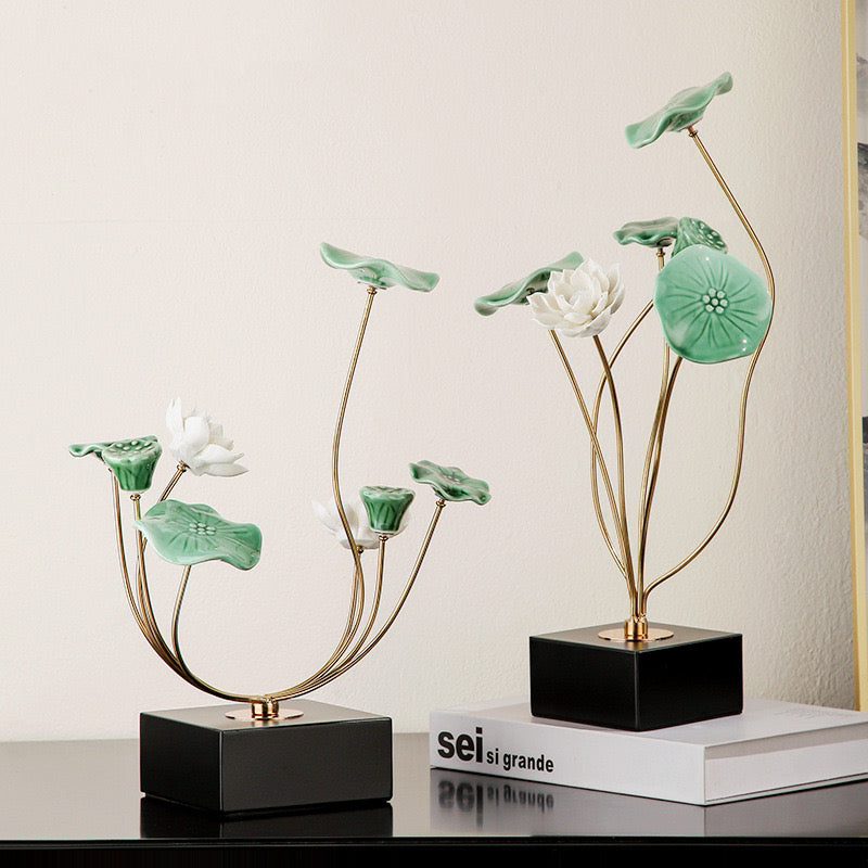 ANYHOUZ Lotus Tabletop Decor – Modern Metal Art Ornament for Living Room Display & Home Crafts