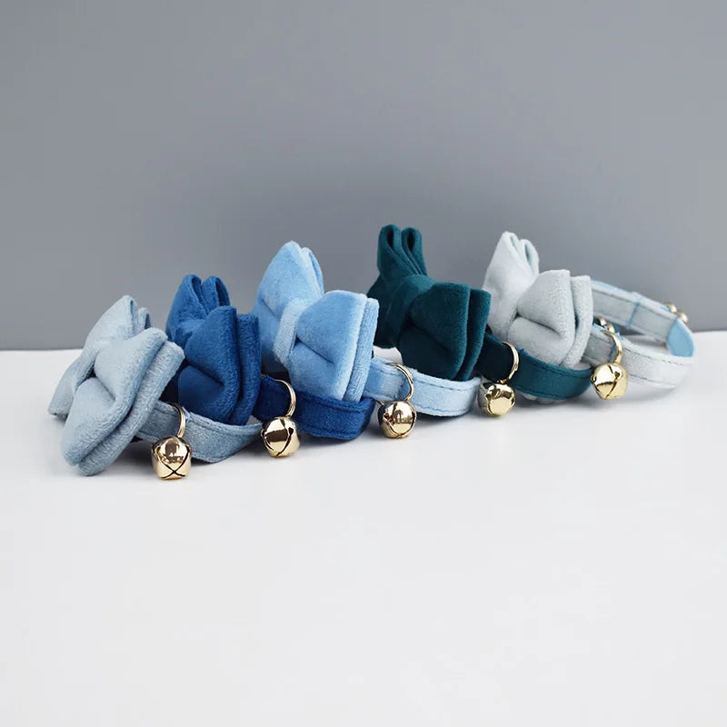 ANYWAGS Cat Collar Blue Small with Safety Buckle, Bell, and Durable Strap Stylish and Comfortable Pet Accessor