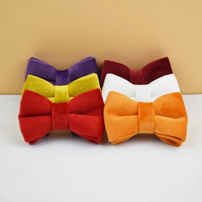 ANYWAGS Cat Collar Burgandy Bow Large with Safety Buckle, Bell, and Durable Strap Stylish and Comfortable Pet Accessory