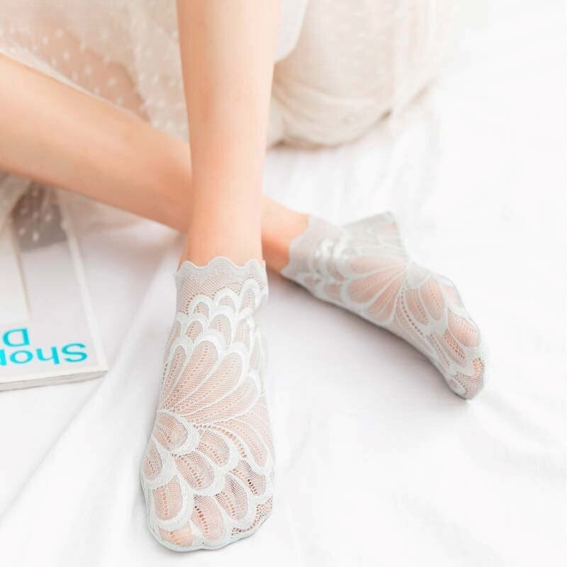 Anyfootwear 5 Pairs One Size 4-5 Khaki Ankle Socks With Lace Peacock Flower Design
