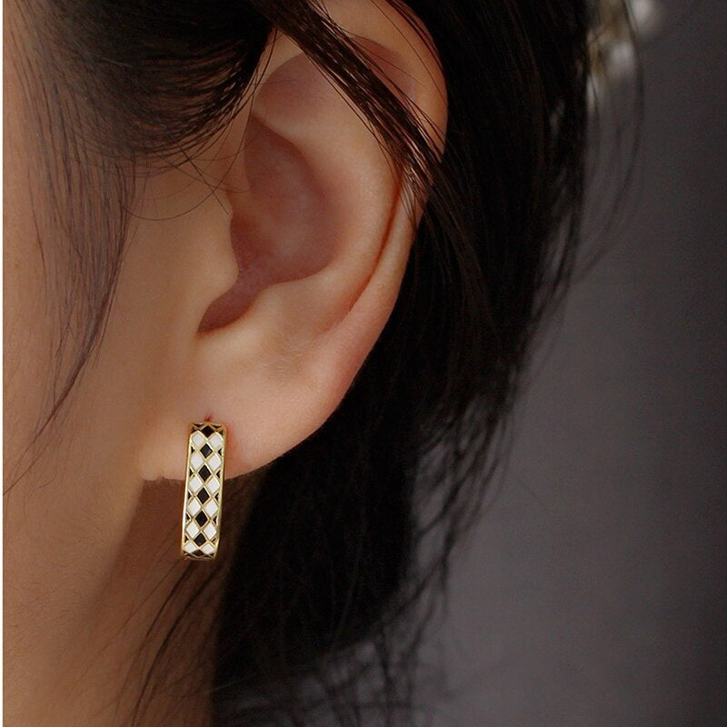 ANYCO Hoop Fashion Earrings Statement Checkerboard Enamel Ear Buckle Women Charms Punk Party Jewelry Gold