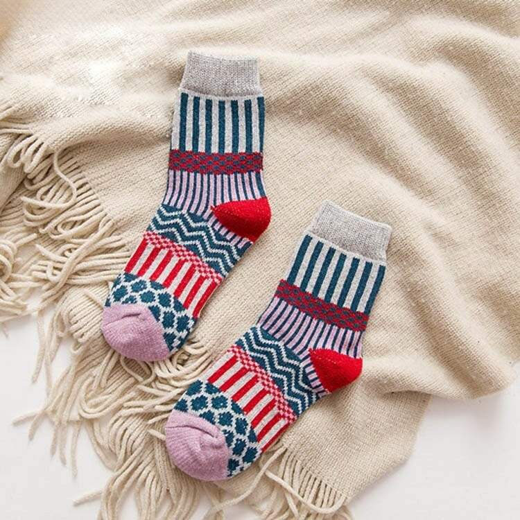 Anyfootwear 5 Pairs Size 5-9 Fashion Socks Colorful Wind-Flowers Cotton Winter Thick Warm Wool Casual for Women Grey