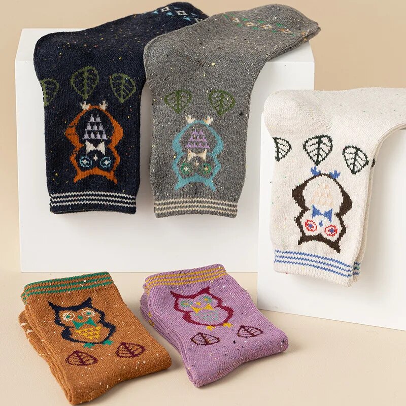 Anyfootwear 5 Pairs Size 35-40 Mixed Color Owl Cartoon Fashion Socks High Quality Woollen Stockings Foot Wear