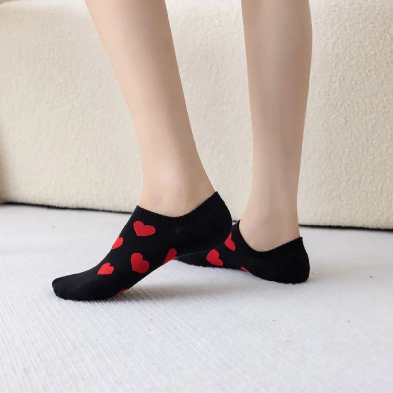Anyfootwear 5 Pairs Size 36-39 Black with Red Hearts Fashion Socks High Quality Breathable Cotton Foor Wear for Ladies