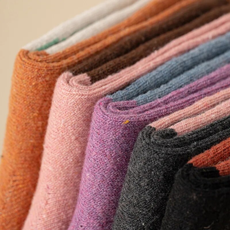 Anyfootwear 5 Pairs Size 35-40 Mixed Color Cat Face Cartoon Fashion Socks High Quality Woollen Stockings Foot Wear