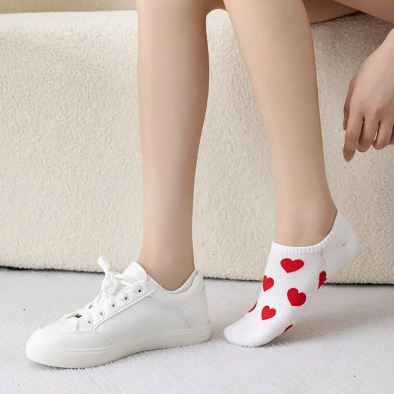 Anyfootwear 5 Pairs Size 36-39 White with Red Hearts Fashion Socks High Quality Breathable Cotton Foor Wear for Ladies