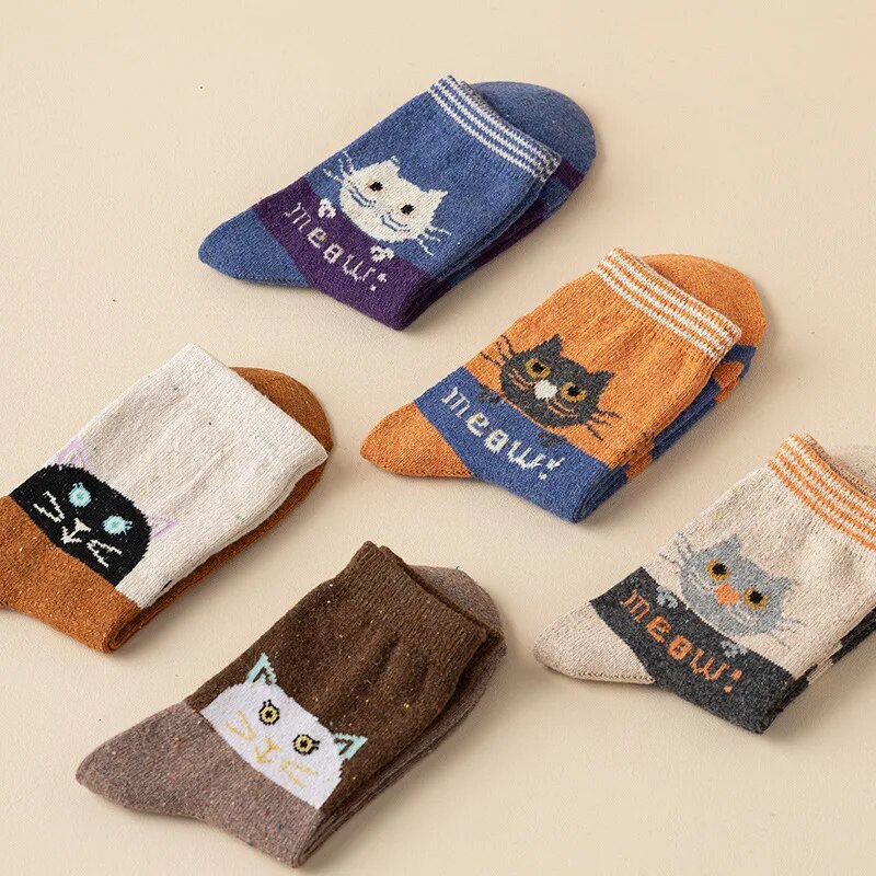 Anyfootwear 5 Pairs Size 35-40 Mixed Color Cat Meow Cartoon Fashion Socks High Quality Woollen Stockings Foot Wear