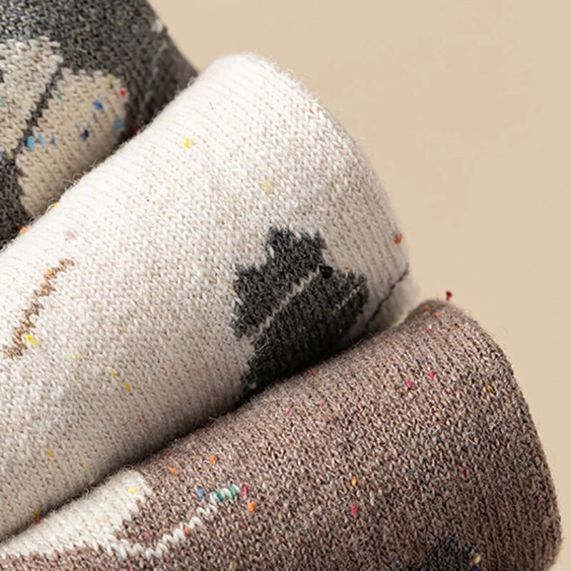 Anyfootwear 5 Pairs Size 35-40 Mixed Color Cat Cartoon Fashion Socks High Quality Woollen Stockings Foot Wear