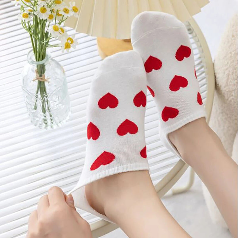 Anyfootwear 5 Pairs Size 36-39 White with Red Hearts Fashion Socks High Quality Breathable Cotton Foor Wear for Ladies