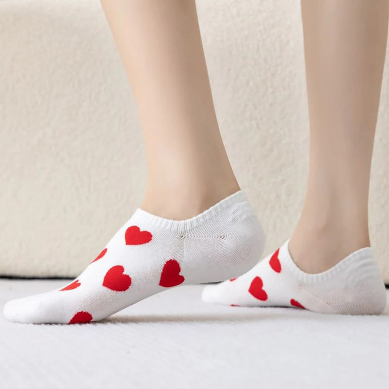 Anyfootwear 5 Pairs Size 36-39 White with Red Hearts Fashion Socks High Quality Breathable Cotton Foor Wear for Ladies