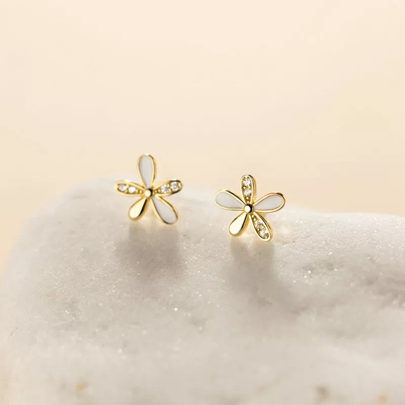 ANYCO Fashion Earrings Gold  925 Sterling Silver Romantic White Enamel Cute Gold Flower Stud for Women Jewelry Gift