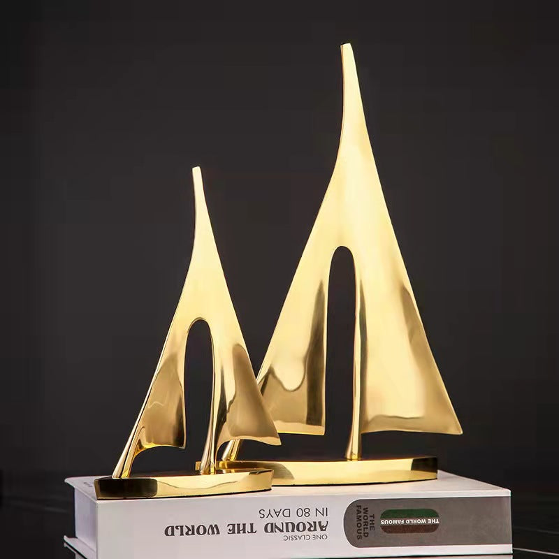 ANYHOUZ  20cm Gold Sailing Ship Metal Crafts Tabletop Home Decor Modern Art Living Room Display House Decorative Crafts Metal Ornaments