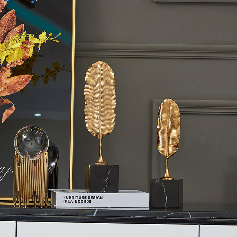 ANYHOUZ 37.5cm Gold Feather Sculptures Tabletop Home Decor Modern Art Living Room Display House Decorative Crafts Metal Ornaments