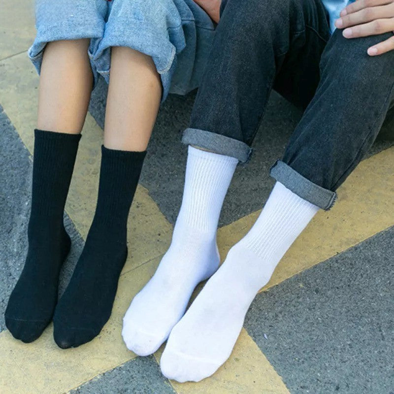 Anyfootwear 5 Pairs Black Size 4-5 Sports Socks Solid Colors Cotton Skateboard Knitted Casual Unisex