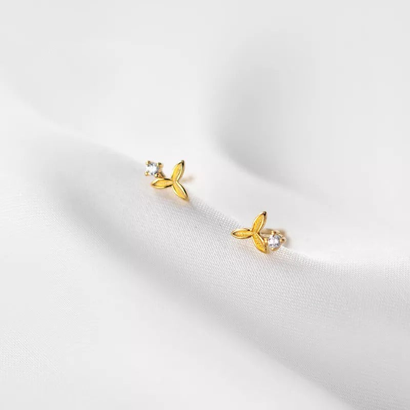 ANYCO Fashion Earrings Gold 925 Sterling Silver Simple Sweet Clover Shiny Zircon Small Stud Teen Chic Ear Bone Piercing Women Jewelry