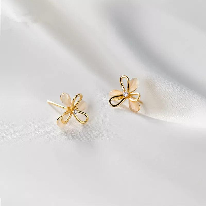 ANYCO Fashion Earrings Gold 925 Sterling Silver Cute Romantic Clover Synthetic Opal Stud for Women Jewelry Gift