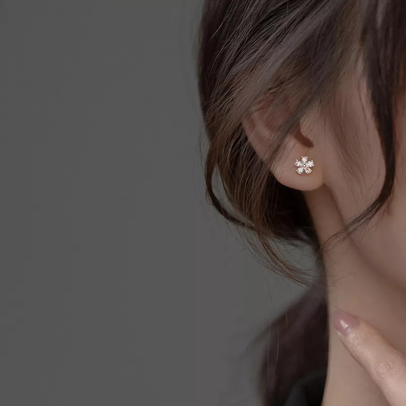 ANYCO Fashion Earrings Rose Gold Luxury Crystal Zircon Romantic Flower Stud for Women Chic Teen Party Wedding Jewelry