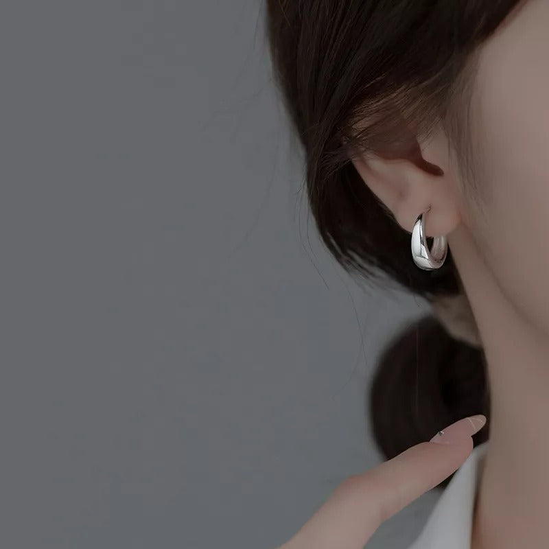 ANYCO Fashion Earrings Sterling Silver Simple Punk Circle Huggies Ear Buckle for Women Hip Hop Party Hoop Piercing Jewelry