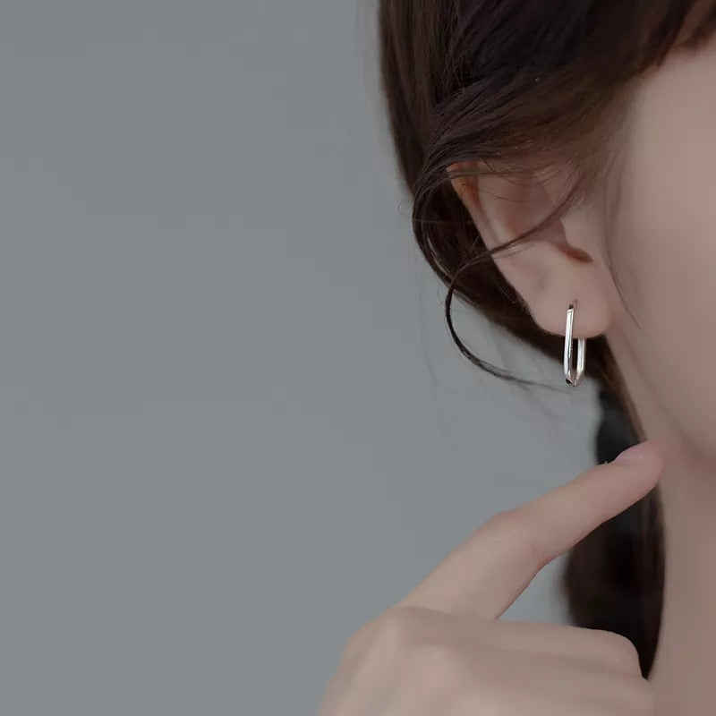 Anyluxe Fashion Earrings Silver 925 Sterling Simple Oval Glossy Huggies Ear Buckle for Women Bohemian  piercing Jewelry