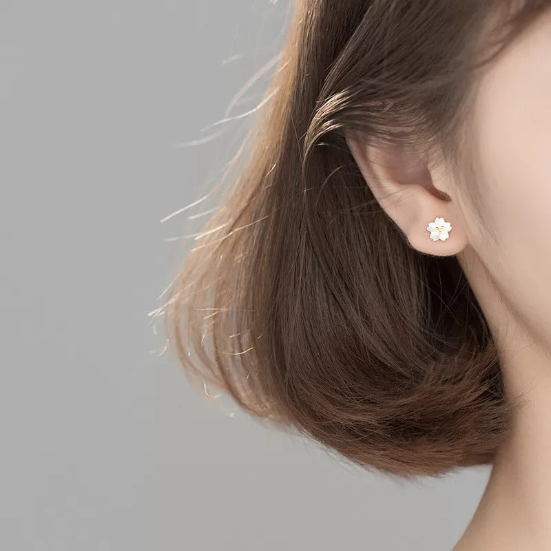 ANYCO Fashion Earrings Real Sterling Silver Sweet Romantic White Flowers Mini Stud Jewelry for Women