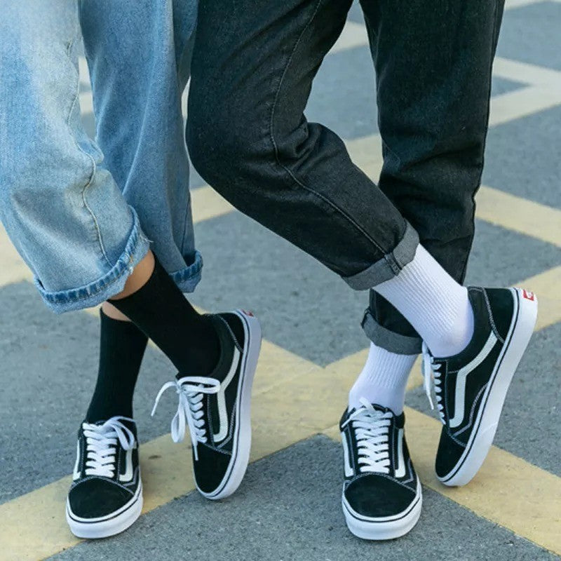 Anyfootwear 5 Pairs Black Size 4-5 Sports Socks Solid Colors Cotton Skateboard Knitted Casual Unisex