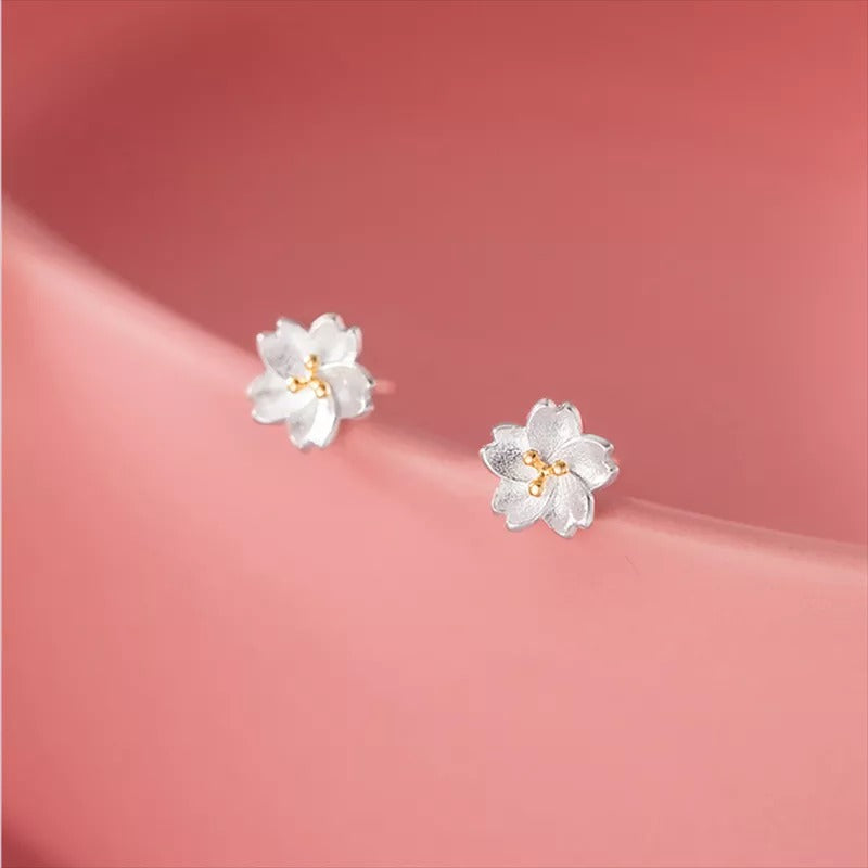ANYCO Fashion Earrings Real Sterling Silver Sweet Romantic White Flowers Mini Stud Jewelry for Women